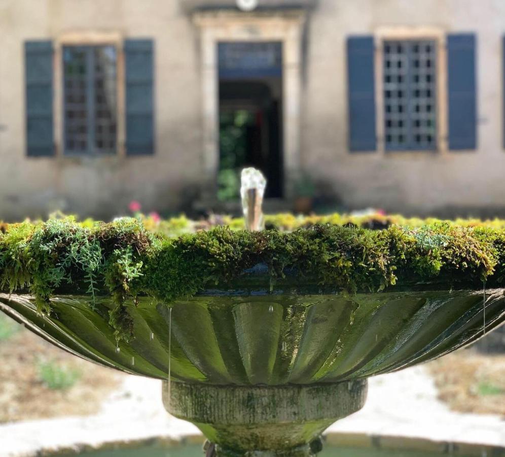 The Stables Gite At Chateau Mas De Pradie Otel Foissac  Dış mekan fotoğraf